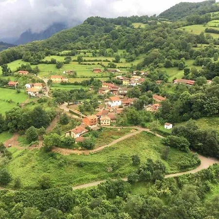 Valdecarzana Senda Del Oso Apartment *