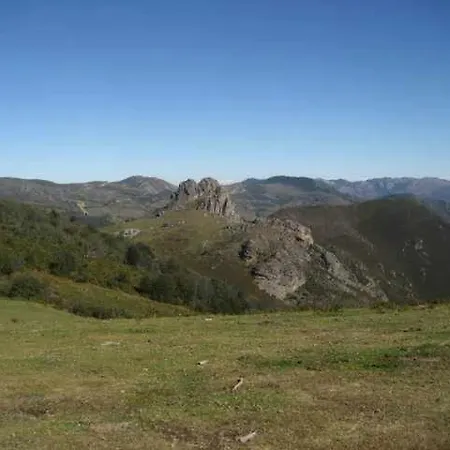 Apartament Valdecarzana Senda Del Oso San Martin (Asturias)
