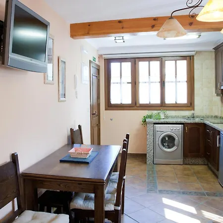 Valdecarzana Senda Del Oso * San Martin (Asturias)