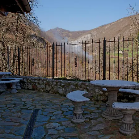 Valdecarzana Senda Del Oso San Martin (Asturias)