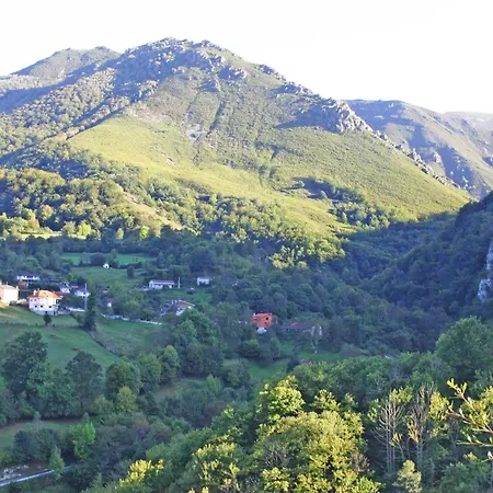 Apartament Valdecarzana Senda Del Oso San Martin (Asturias)